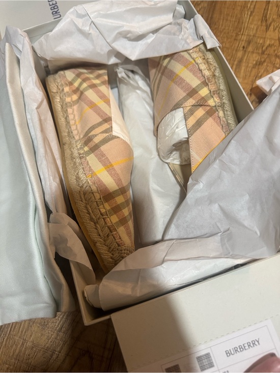Burberry Shoes - Check Mews Espadrilles in Mallow Pink